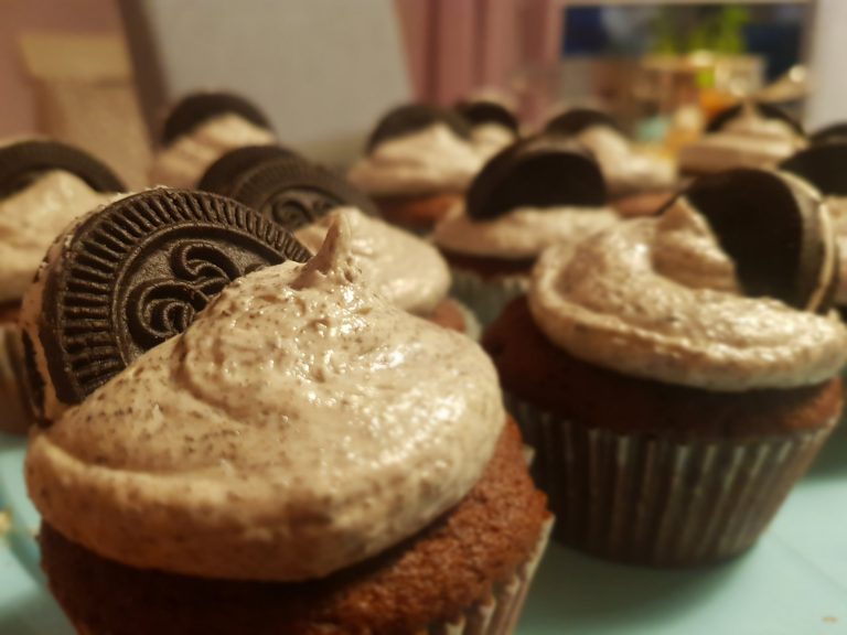 Schokoladen Macarons – Schweizer Methode | Julia&amp;#39;s Baking Passion