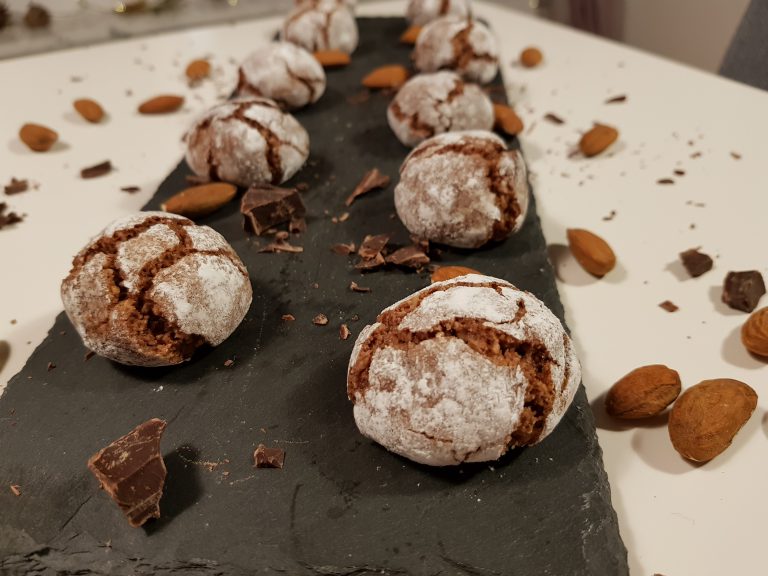 Schokoladen Amaretti
