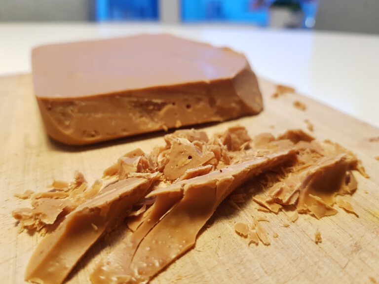 Karamellisierte Weiße Schokolade