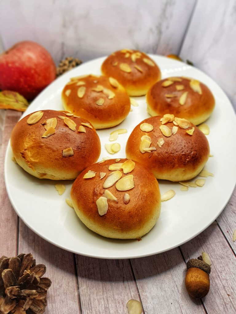 Apfel-Quark Brötchen