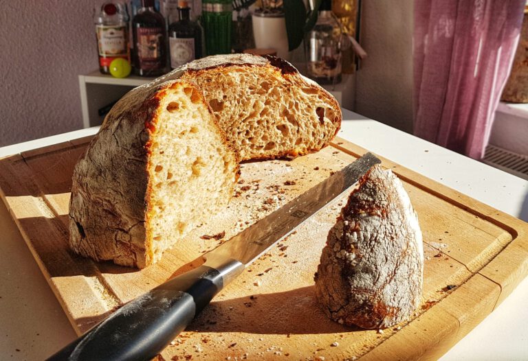 Bauernbrot mit Sauerteig