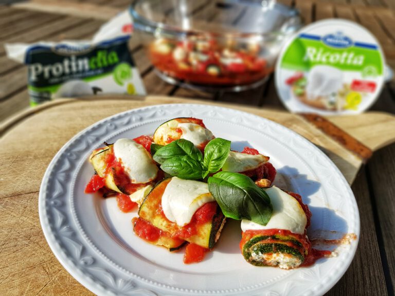 Zucchiniröllchen mit Ricotta