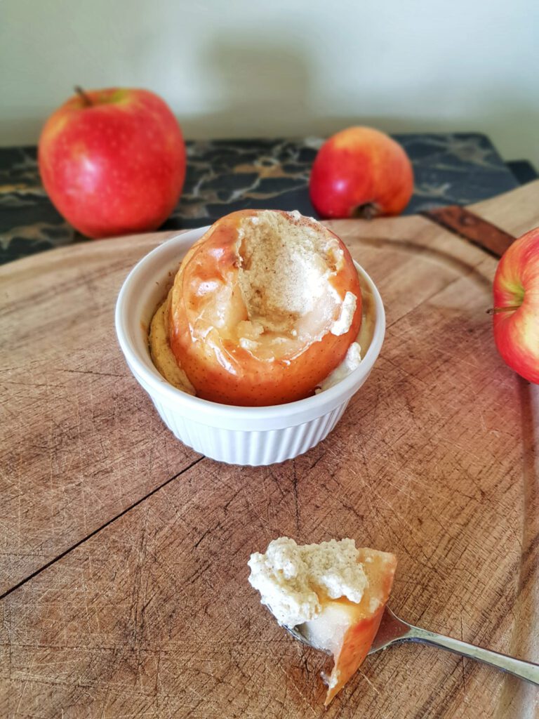 Bratapfel mit Quarkfüllung