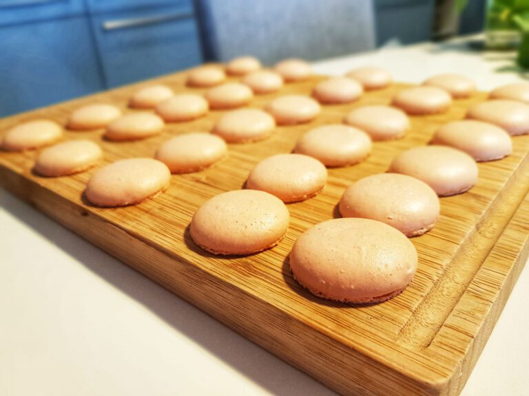 Macaronschalen mit der französischen Methode