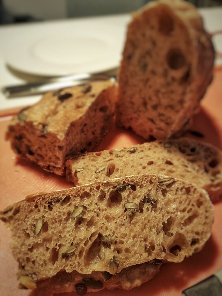 Kürbiskern Sauerteigbrot