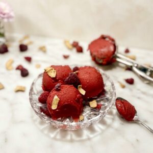 Himbeer-Kokos Eis (Ninja Creami)